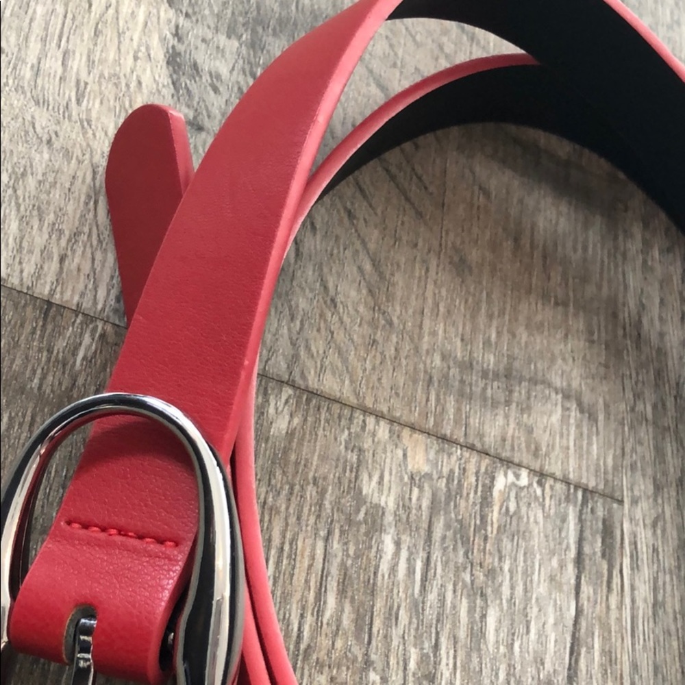 Express red belt Nwt great for holiday Christmas - Picture 2 of 3